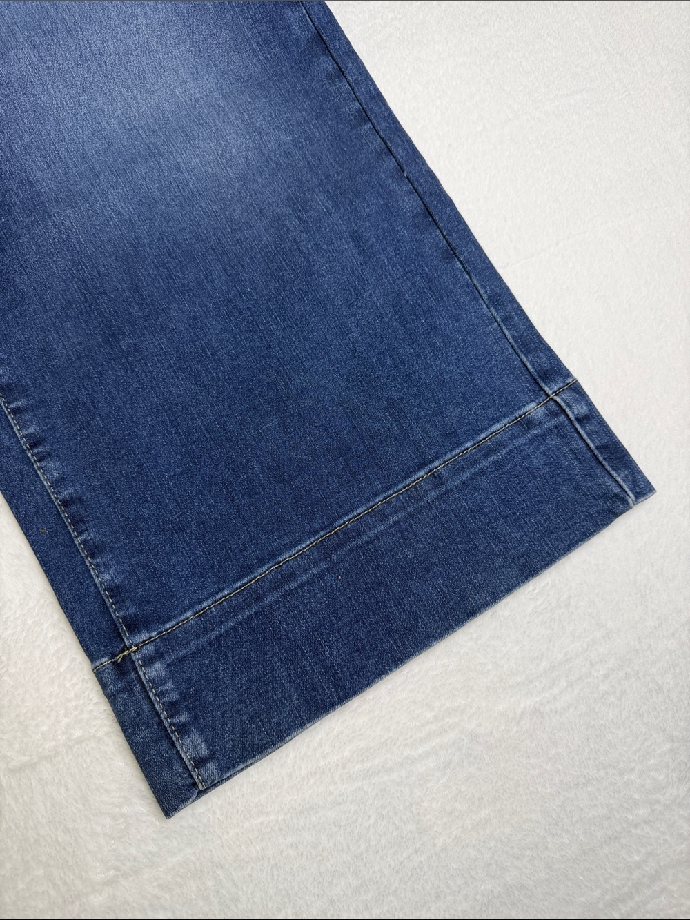 NYDJ Teresa Wide Leg Jeans in Medium Blue Denim Size 14 - Picture 5 of 9